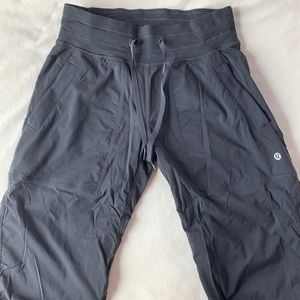 Lululemon: Lined Black Sweatpants